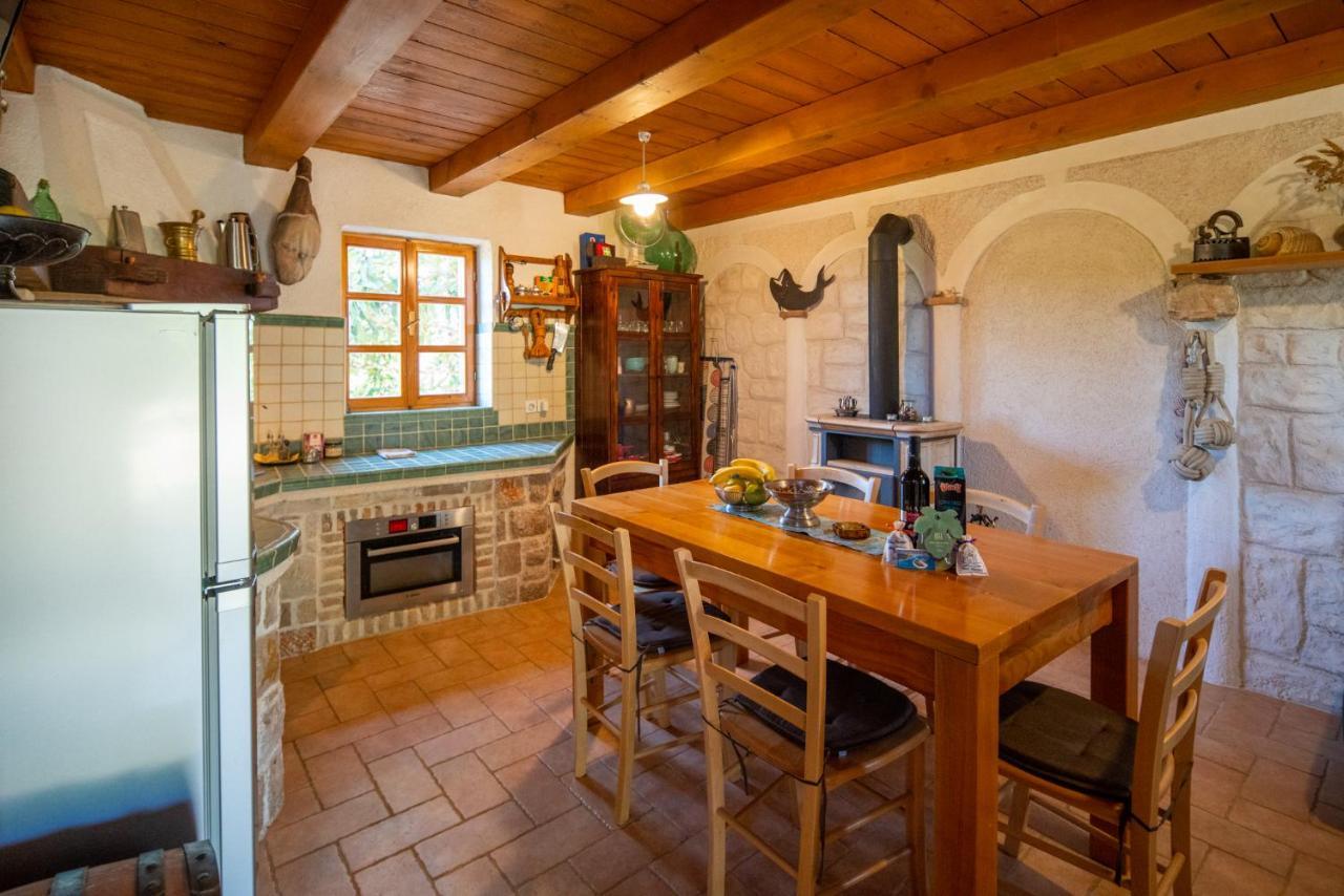 Villa Flaveico Pasman Bagian luar foto
