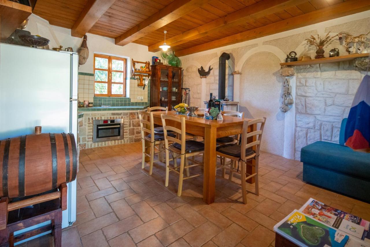 Villa Flaveico Pasman Bagian luar foto