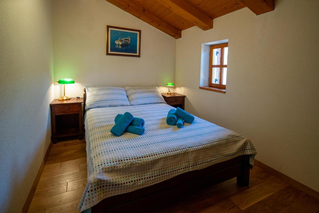Villa Flaveico Pasman Bagian luar foto